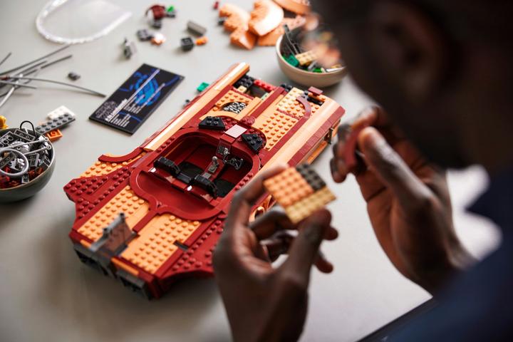 Actual product image LEGO Star Wars - Luke Skywalker's Landspeeder (75341, LEGO Rare Sets)
