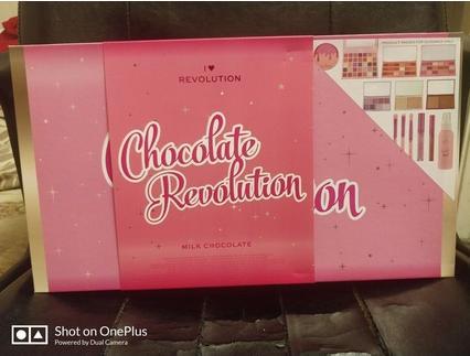 Actual product image Revolution I Heart The Chocolate Makeup Beauty Christmas Set (Makeup set)