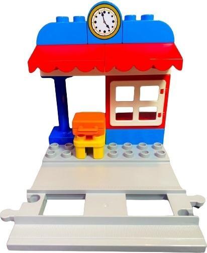 Actual product image LEGO Railway stop Railway station (10874)