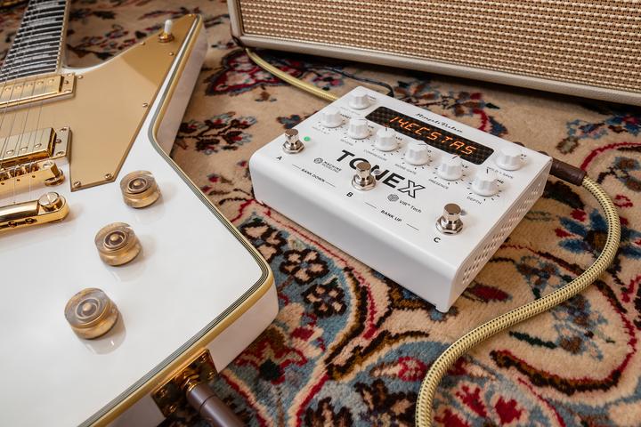 Actual product image IK Multimedia TONEX Pedal Anniversary Edition (Electric guitar, Electric bass)