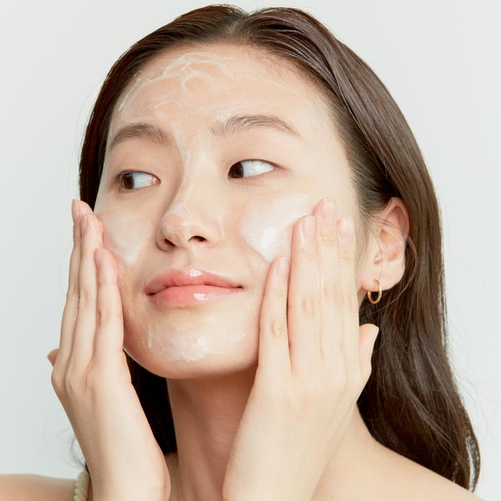 Actual product image Axis-Y Quinoa One Step Balanced Gel Cleanser Balancing Face Wash 180Ml (Gel, 180 ml)