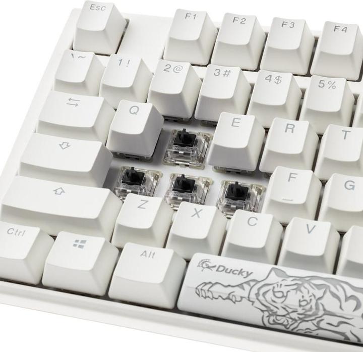 Produktbild Ducky One 3 Classic Pure White Gaming Tastatur, RGB LED - MX-Black (US) (US, Kabelgebunden)