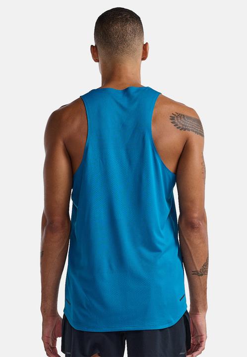 Actual product image 2XU Light Speed Tech Singlet (XL)
