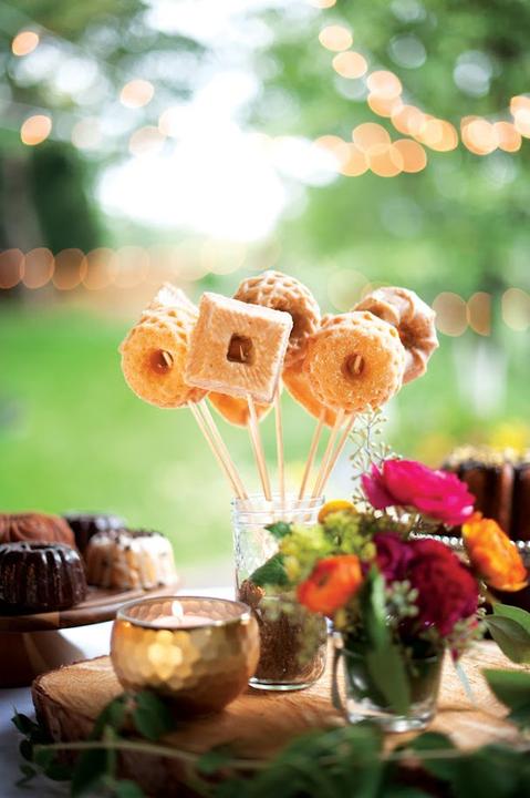 Actual product image Nordic Ware Geo Bundtlette