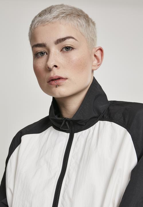 Actual product image Urban Classics Ladies Short Raglan Crinkle Batwing Jacket (L)