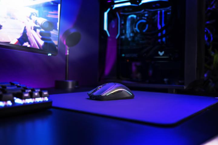 Actual product image Glorious Model O 2 (Wireless, Cable)