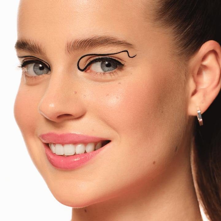 Produktbild essence line it like a PRO! liner (01 Black)
