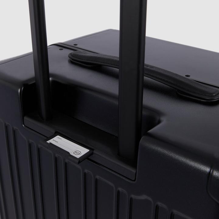 Actual product image Piquadro PQ-Light - Ultra Slim Large hard shell trolley (98 l, L (90 - 115l))