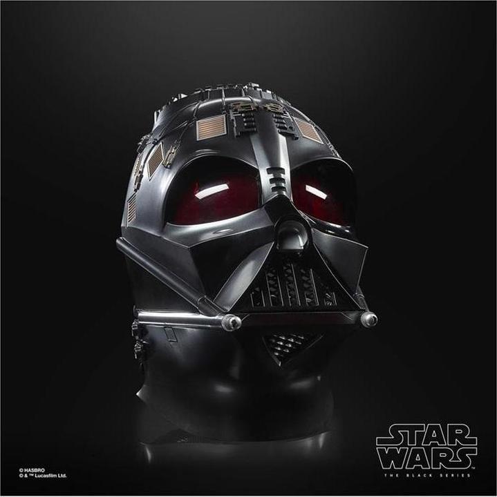 Produktbild Hasbro Star Wars: Darth Vader Premium Electronic Helmet