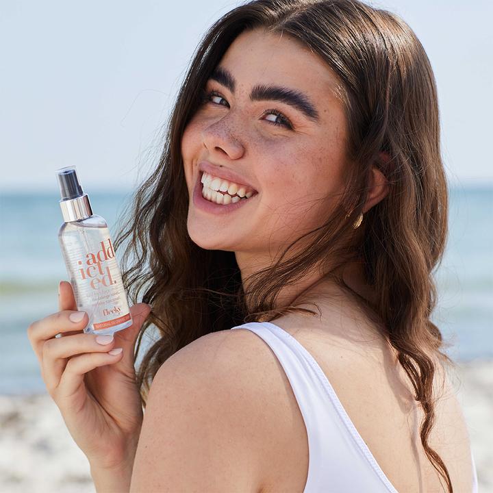 Produktbild Fleeky Self Tan Glowing Face Mist (Selbstbräunungsspray, 100 ml)