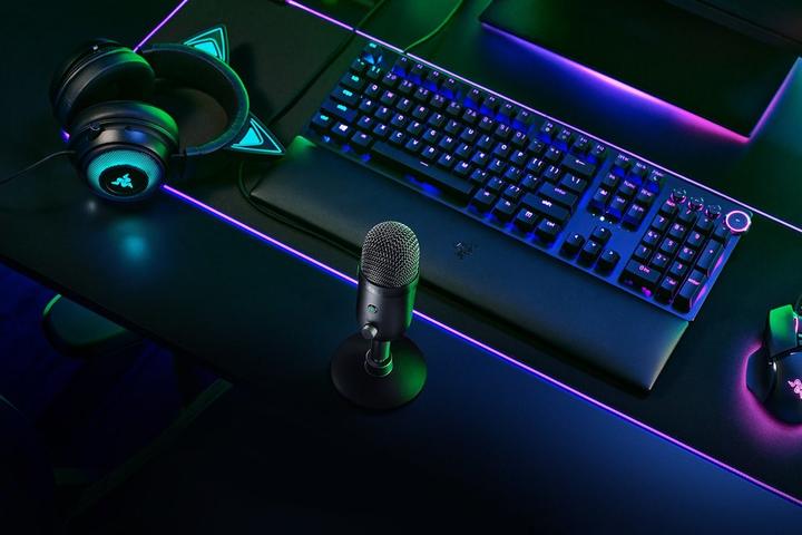 Actual product image Razer Seiren V2 X