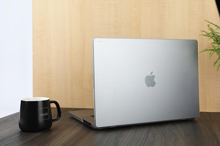 Actual product image Moshi iGlaze for MacBook Pro 16" (2021) (16", Apple)