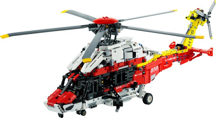 Actual product image LEGO Airbus H175 rescue helicopter (42145, LEGO Technic)