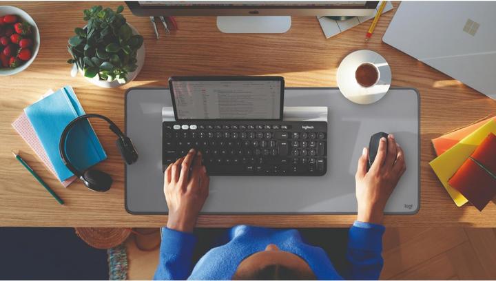 Produktbild Logitech Desk Mat Studio (Wide)