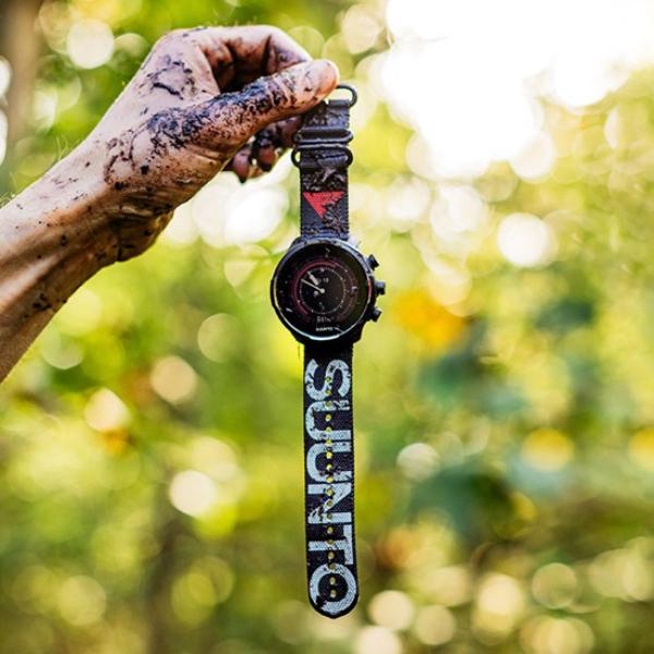 Immagine prodotto Suunto 9 Baro Titanium Ambassador Edition + Cinturino in silicone (50 mm)