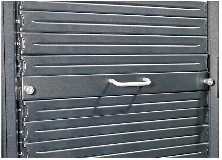 Actual product image APC NetShelter Cover Panel AR8136BLK, 10pcs