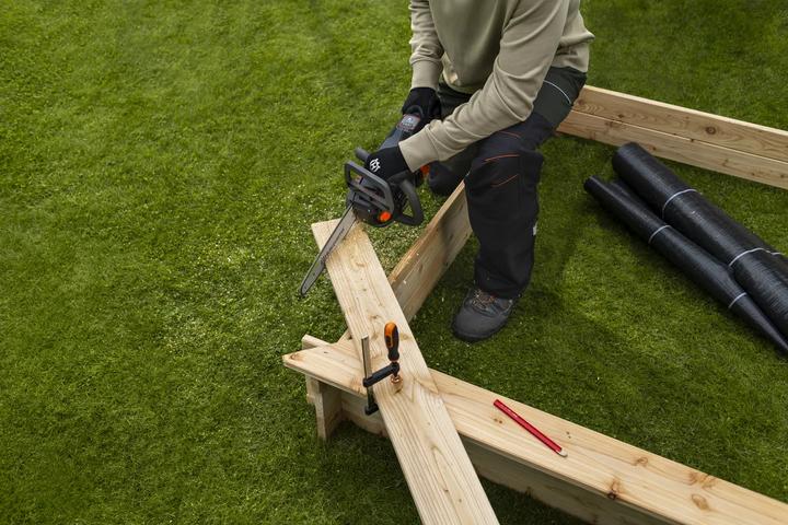 Actual product image Husqvarna Aspire C15X-P4A (Battery chain saw)