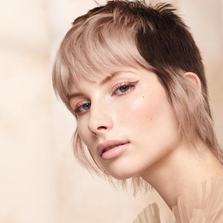 Immagine prodotto Revlon Professional REVLONISSIMO HIGH COVERAGE #9.23-Biondo perlato molto chiaro (9.23)