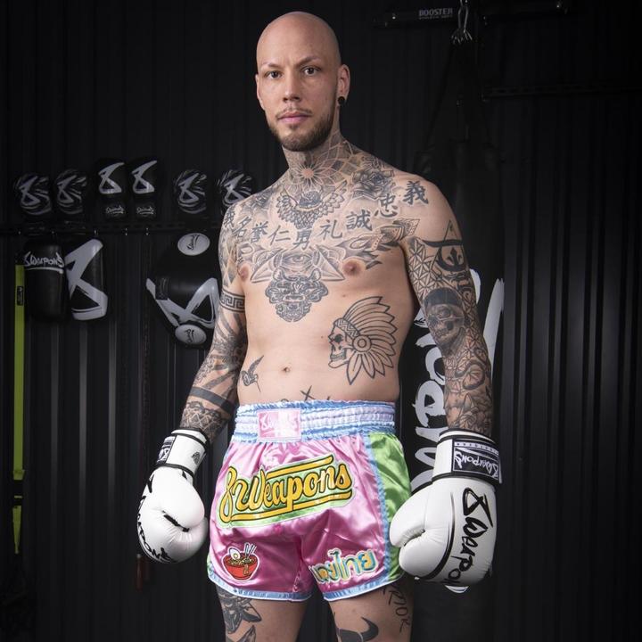 Actual product image 8Weapons 8 WEAPONS Muay Thai Shorts - Yummy green S (S)