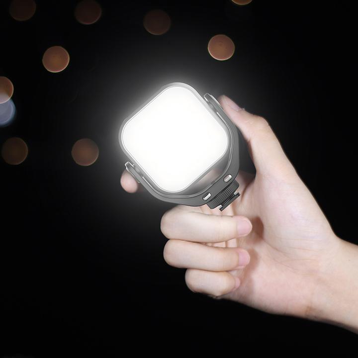 Actual product image Ulanzi VIJIM 360° Rotating LED Video Light (Video light)