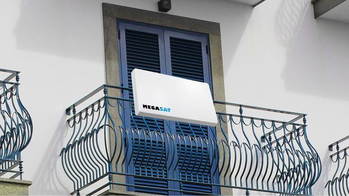 Actual product image Megasat D1 Professional Line (Flat antenna, 33 dB, DAB/ DAB+, UKW / MW / LW)