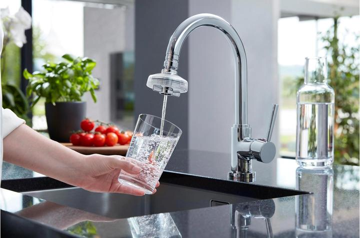Actual product image DrinkPure Drinking water filter with wall bracket M22 / M24