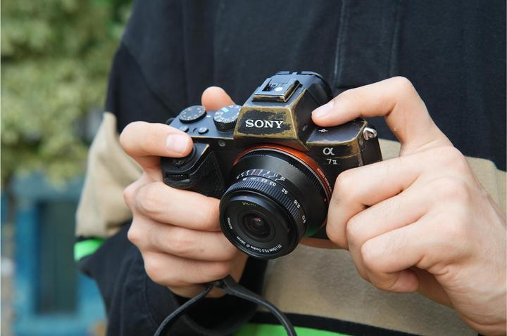Actual product image Laowa 15mm f/5 Cookie FF â Black L Mount (L-Mount, full size)