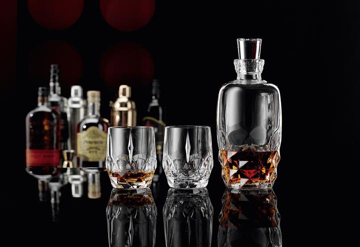 Immagine prodotto Bohemia Cristal Set di whisky Sel.(Fl.1050ml)3tlg (10.50 dl, 3 x, Bicchiere da whisky)