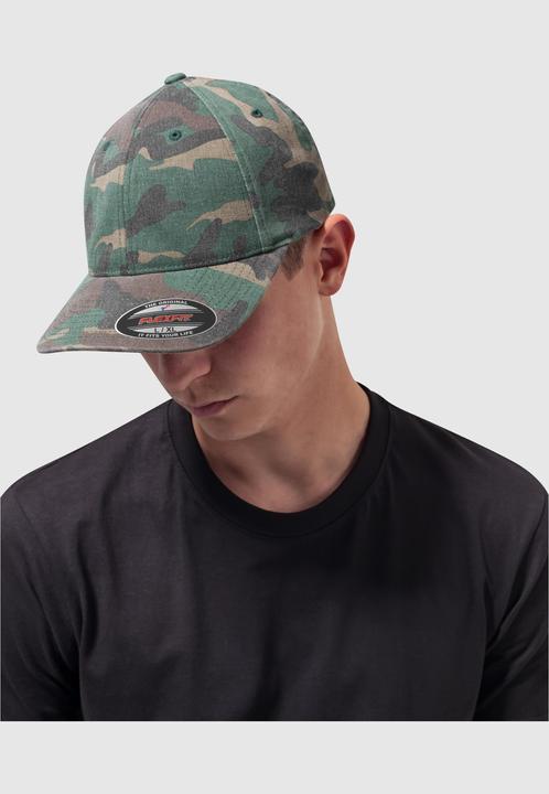 Actual product image Flexfit Garment Washed Camo (S, M)