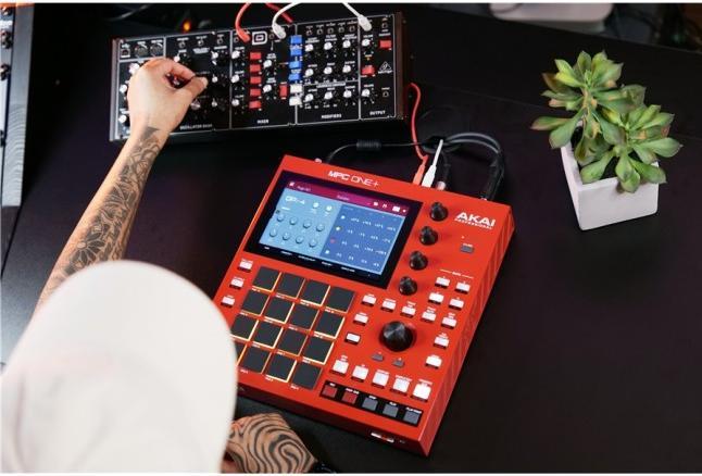 Produktbild Akai Professional MPC One+ (Groovebox)