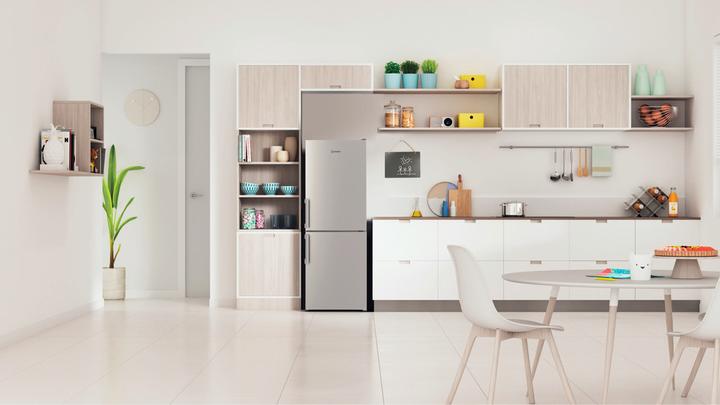 Immagine prodotto Indesit IB55 532 X (229 l)
