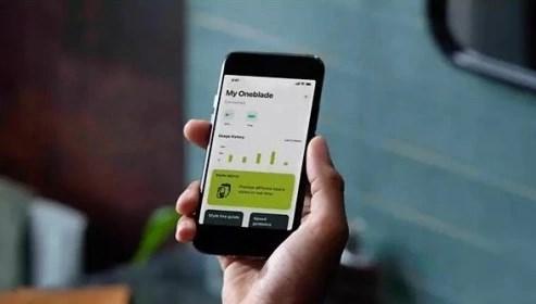 Produktbild Philips OneBlade 360 Connected