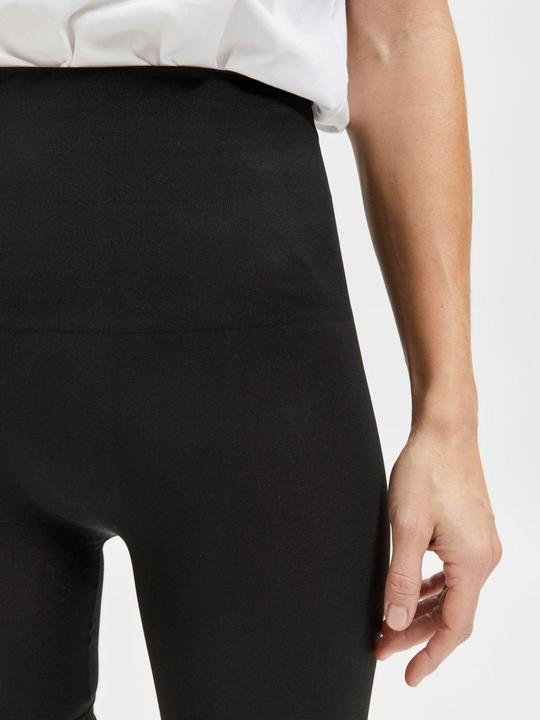 Image du produit Selected Femme Short modelant la silhouette (XL)