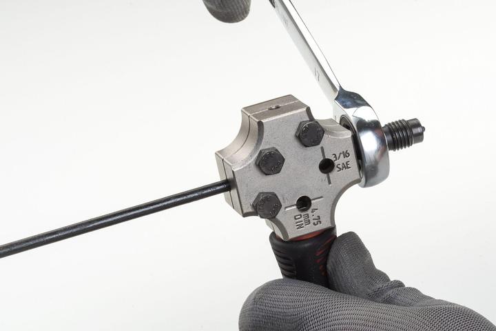 Image du produit Vigor Appareil à border pour Ø 4.75 mm V4697 - Nombre d'outils : 5