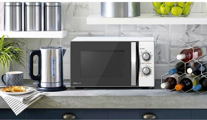 Produktbild Toshiba Mikrowellengrill 800 W mit Crispy Grill 1000 W & Kombikochfeld, 20 L (20 l)