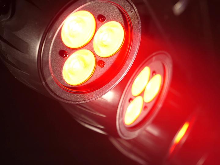 Produktbild Eurolite LED PAR Strahlerlichtanlage KLS 120 Kompakt Lichtset (30 W, LED)