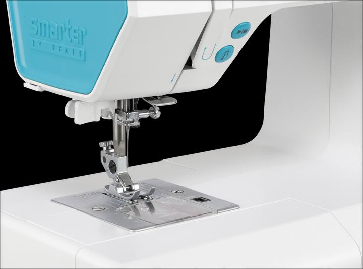 Actual product image Pfaff Smarter 260c
