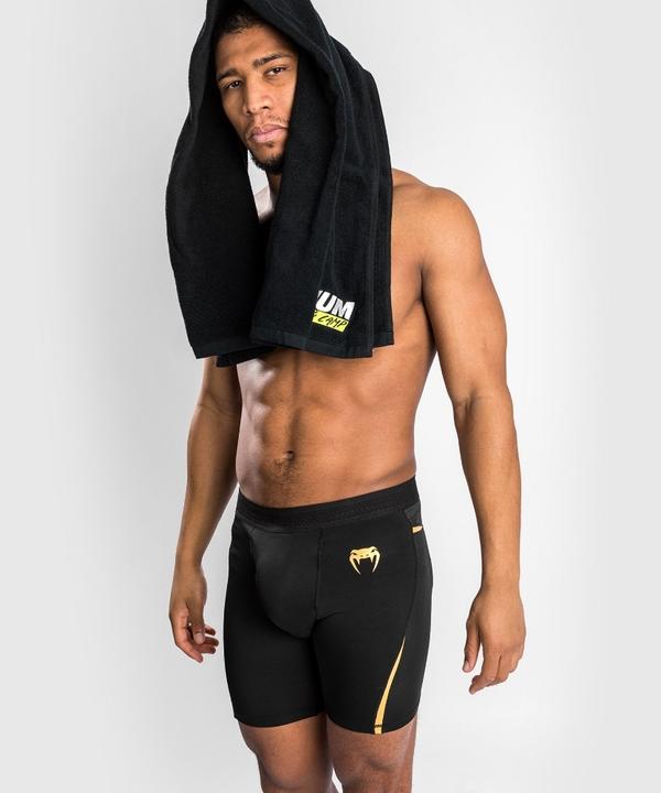 Image du produit Venum Tempest 2.0 Vale Tudo Shorts â€“ Black/Gold - XL (XL)