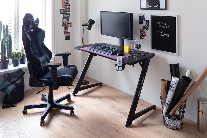 Actual product image McRacing gaming desk