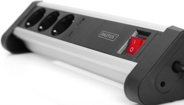 Produktbild Digitus Home & Office Steckdosenleiste 3-fach mit 1 x USB-C™ / 1 x USB A Anschluss (1.50 m)