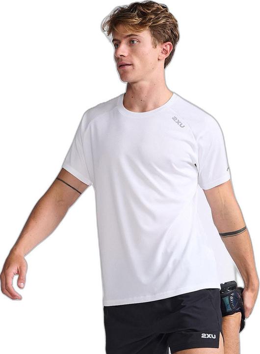 Actual product image 2XU Aero Tee (M)