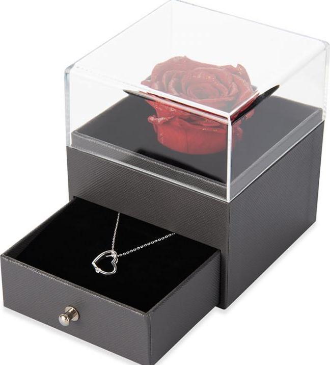 Immagine prodotto TOP Scatola di rose con collana di cuori