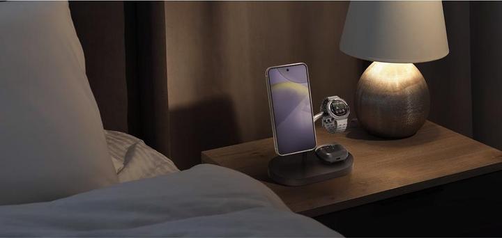 Actual product image Samsung Wireless Charger (Trio) (15 W)
