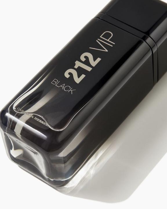 Actual product image Carolina Herrera 212 VIP Black (Eau de parfum, 200 ml)
