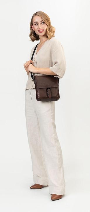 Actual product image Farmhood Memphis shoulder bag leather 22 cm