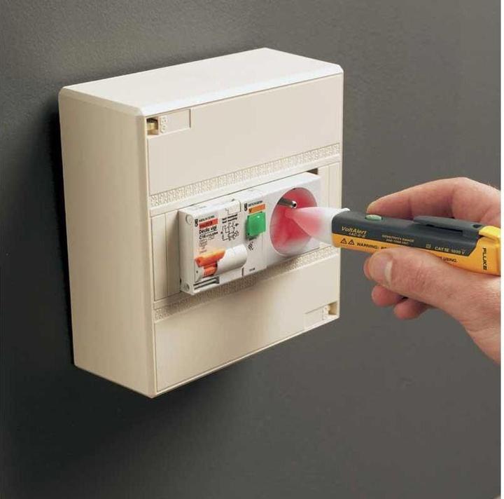 Image du produit Fluke Testeur de tension VoltAlert (CAT IV 1000V)