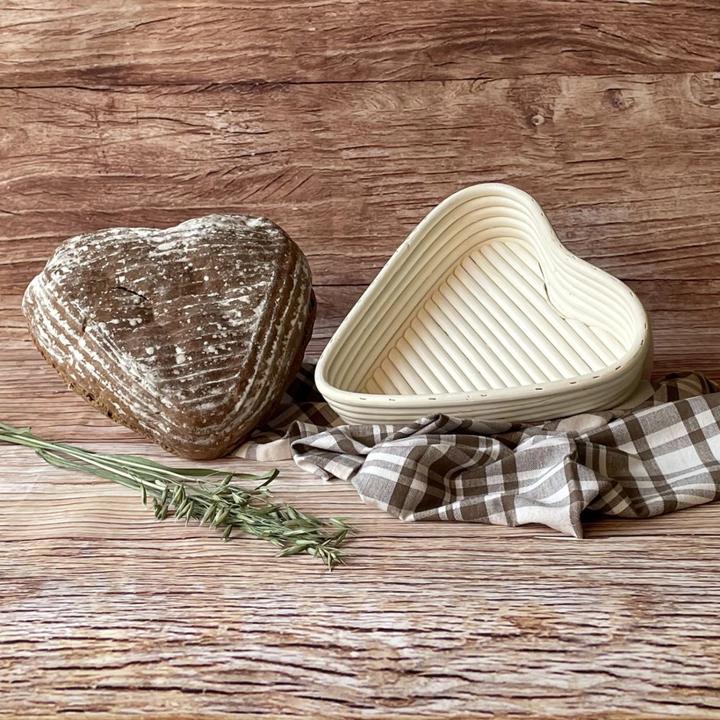 Produktbild Westmark Set Gärkörbchen Herzform mit Bezug 22 x 23.5 x 6.5 cm