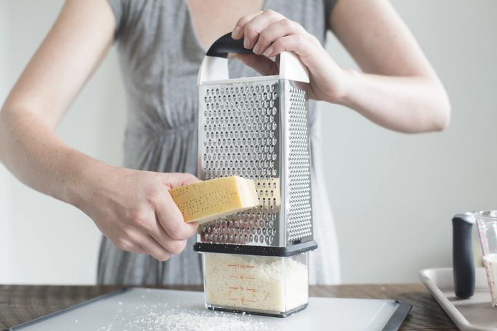 Actual product image OXO 4-sided grater with collection container
