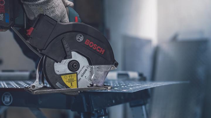 Immagine prodotto Bosch Professional Zubehör Lama per sega circolare a batteria PRO Aluminium, 190 x 2 x 30 mm