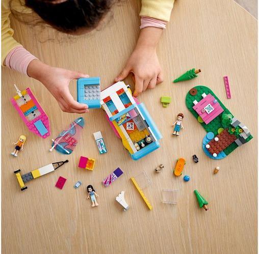 Actual product image LEGO Friends 41681 Forest camper and sailboat (41681, LEGO Friends)